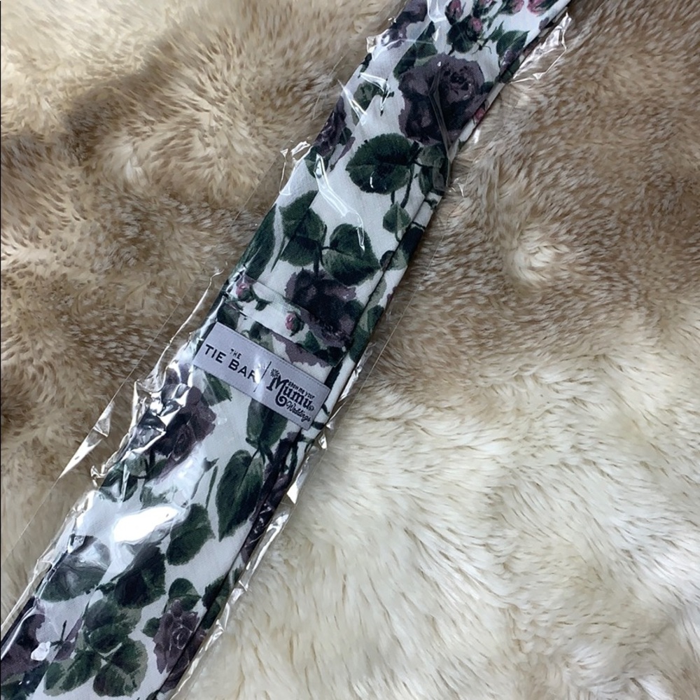Mumu Weddings Floral Falls Tie - Picture 4 of 8